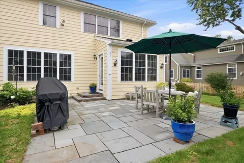 Exterior - 520 Webster St, Needham, MA 02492 photo 4 of 9