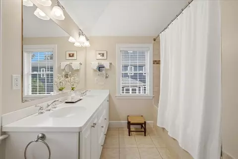 Bath - 520 Webster St, Needham, MA 02492 photo 1 of 1