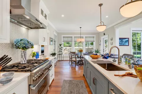 Kitchen - 32 Marthas Rd, Edgartown, MA 02539 photo 4 of 7