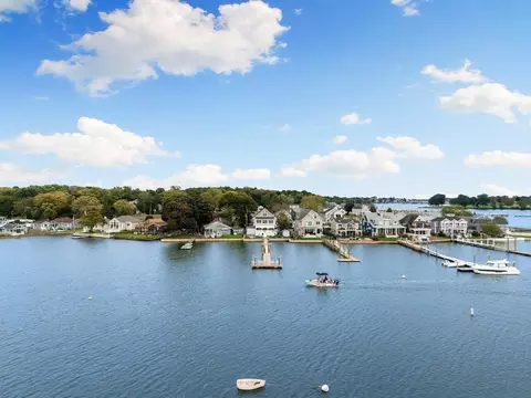 View/Area - 9 Tibbetts Ave, Danvers, MA 01923 photo 3 of 13