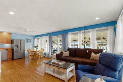Living - 9 Tibbetts Ave, Danvers, MA 01923 photo 1 of 3