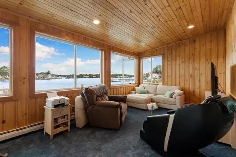 Living - 9 Tibbetts Ave, Danvers, MA 01923 photo 3 of 3