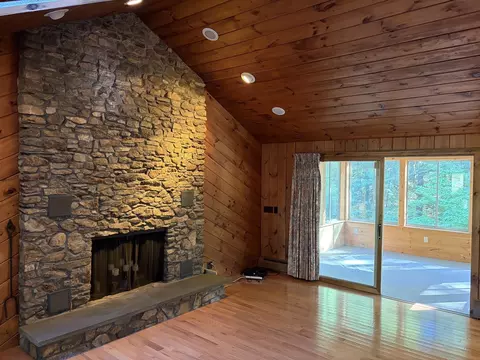 Living - 23 Forest St, Upton, MA 01568 photo 2 of 7