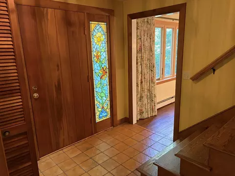 Entry Way - 23 Forest St, Upton, MA 01568 photo 2 of 2
