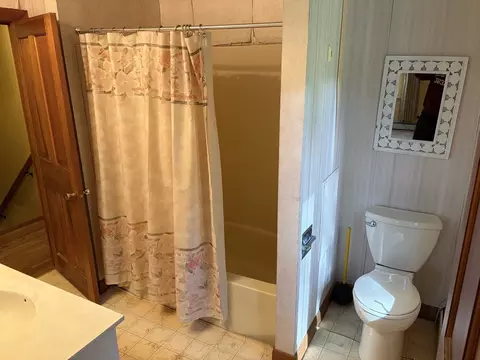 Bath - 23 Forest St, Upton, MA 01568 photo 1 of 2