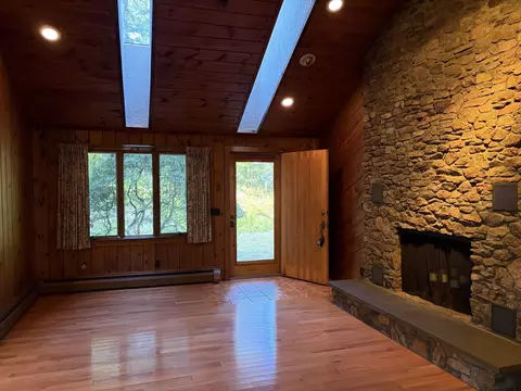 Living - 23 Forest St, Upton, MA 01568 photo 3 of 7