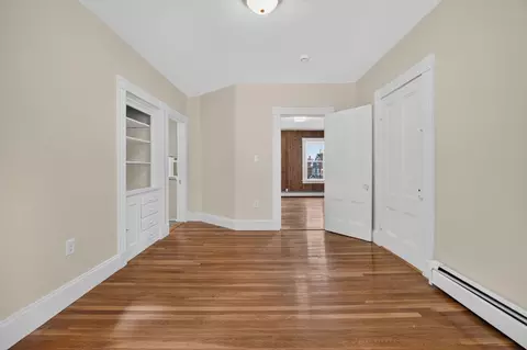 Bedroom - 16 Berkeley St, Lawrence, MA 01841 photo 6 of 10