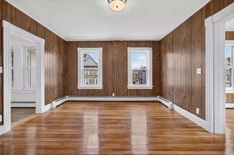 Living - 16 Berkeley St, Lawrence, MA 01841 photo 11 of 13