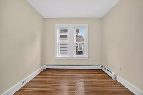 Bedroom - 16 Berkeley St, Lawrence, MA 01841 photo 8 of 10