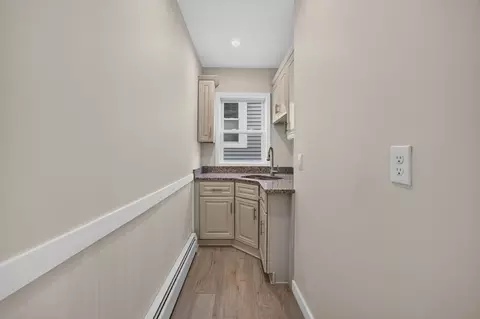 Entry Way - 16 Berkeley St, Lawrence, MA 01841 photo 4 of 5