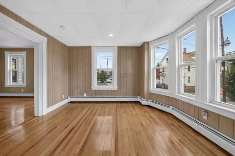Living - 16 Berkeley St, Lawrence, MA 01841 photo 4 of 13