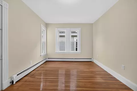Living - 16 Berkeley St, Lawrence, MA 01841 photo 13 of 13