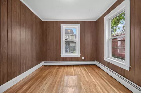 Bedroom - 16 Berkeley St, Lawrence, MA 01841 photo 5 of 10