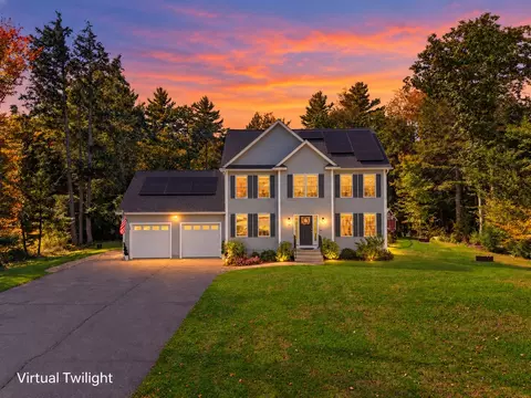 11 Bancroft Cir, Mont Vernon, NH 03057
