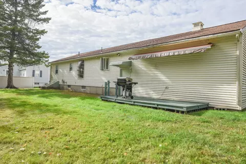 Exterior - 39 E Capitol St, Methuen, MA 01844 photo 7 of 11