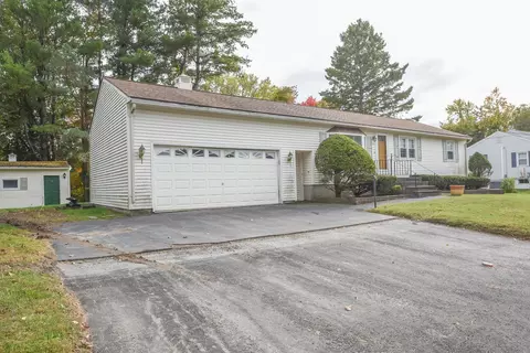 Exterior - 39 E Capitol St, Methuen, MA 01844 photo 2 of 11