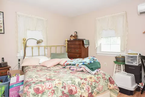 Bedroom - 39 E Capitol St, Methuen, MA 01844 photo 2 of 2