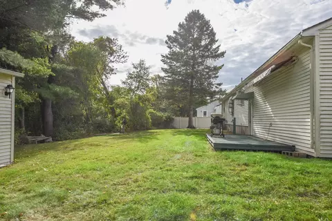 Exterior - 39 E Capitol St, Methuen, MA 01844 photo 10 of 11