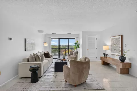 3920 Mystic Valley Pkwy #522, Medford, MA 02155