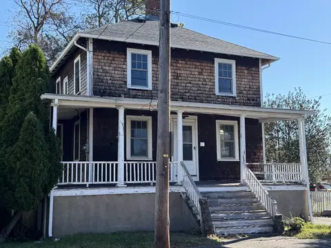 Exterior - 44 Central Ave, Hull, MA 02045 photo 4 of 4
