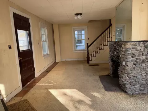 Living - 44 Central Ave, Hull, MA 02045 photo 2 of 2