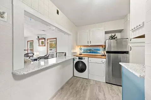 Kitchen - 94 Packard Ave, Hull, MA 02045 photo 3 of 4