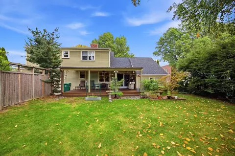 Exterior - 25 Saint Anthony St, Chicopee, MA 01013 photo 5 of 8