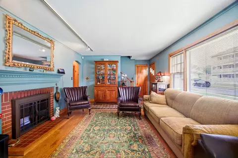 Living - 25 Saint Anthony St, Chicopee, MA 01013 photo 1 of 3