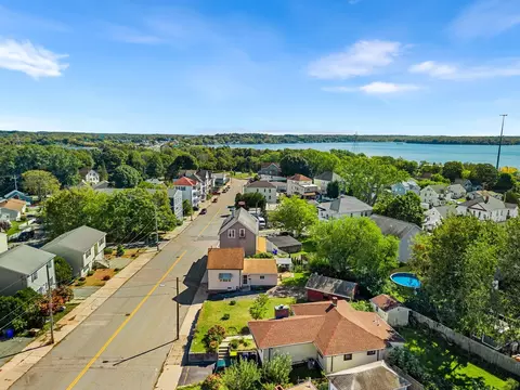 View/Area - 2113 Pleasant St, Fall River, MA 02723 photo 5 of 5