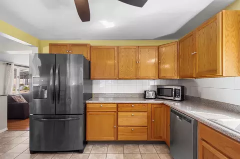 Kitchen - 2113 Pleasant St, Fall River, MA 02723 photo 2 of 3
