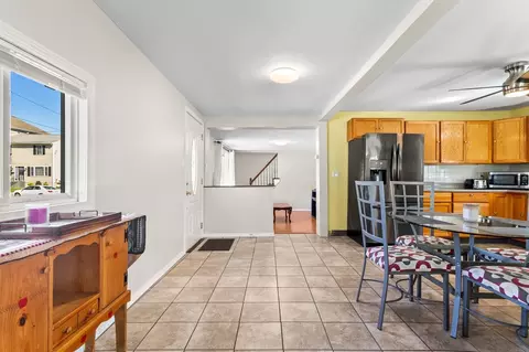 Entry Way - 2113 Pleasant St, Fall River, MA 02723 photo 1 of 3