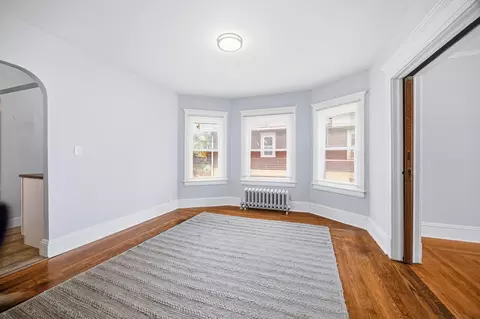 Living - 43-45 Dexter St, Springfield, MA 01105 photo 3 of 5