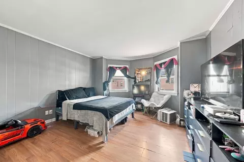Bedroom - 97 Canonicus St, Fall River, MA 02723 photo 3 of 3