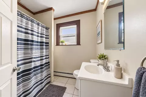 Bath - 97 Canonicus St, Fall River, MA 02723 photo 2 of 2
