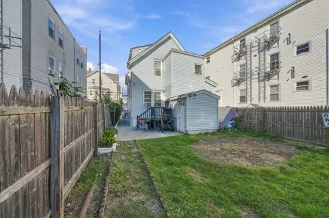 Exterior - 97 Canonicus St, Fall River, MA 02723 photo 6 of 8