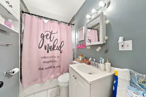 Bath - 97 Canonicus St, Fall River, MA 02723 photo 1 of 2