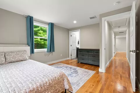 Entry Way - 877 Bumps River Rd, Centerville, MA 02632 photo 4 of 4