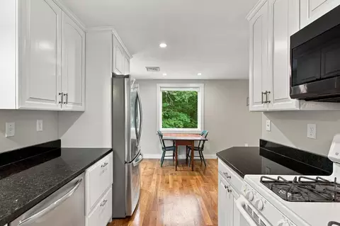 Kitchen - 877 Bumps River Rd, Centerville, MA 02632 photo 5 of 5