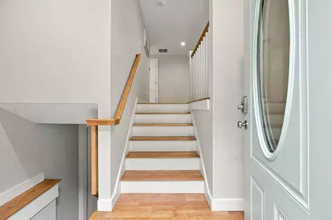 Entry Way - 877 Bumps River Rd, Centerville, MA 02632 photo 1 of 4
