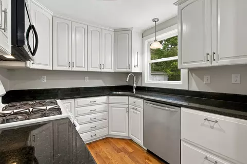 Kitchen - 877 Bumps River Rd, Centerville, MA 02632 photo 3 of 5