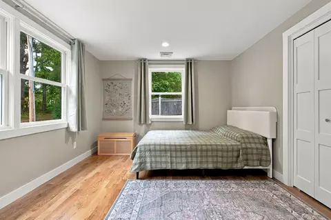 Bedroom - 877 Bumps River Rd, Centerville, MA 02632 photo 4 of 7