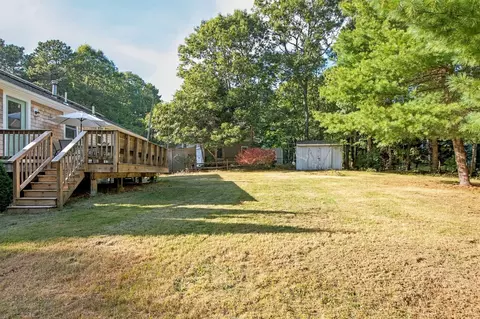 Exterior - 877 Bumps River Rd, Centerville, MA 02632 photo 4 of 6