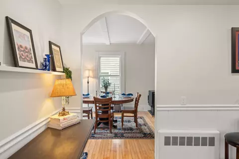 Entry Way - 7 Bisson St, Beverly, MA 01915 photo 5 of 7