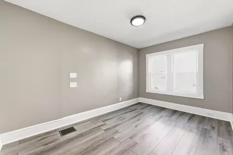Other - 195 Jasper St, Springfield, MA 01109 photo 4 of 10