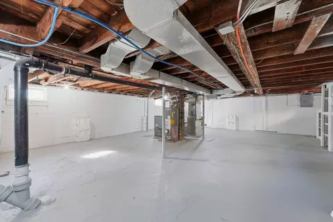 Other - 195 Jasper St, Springfield, MA 01109 photo 8 of 10