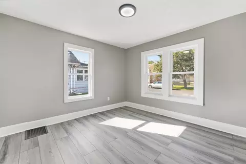 Other - 195 Jasper St, Springfield, MA 01109 photo 1 of 10