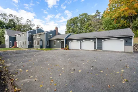 91 Old Sudbury Rd, Wayland, MA 01778