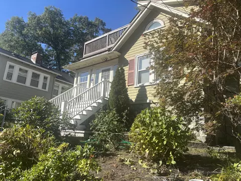 419 Lowell Ave, Newton, MA 02460