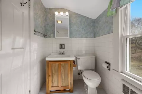 Bath - 2 Shell Ln, Orleans, MA 02653 photo 3 of 3