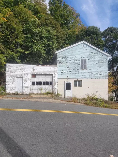 71 Madison, Amesbury, MA 01913